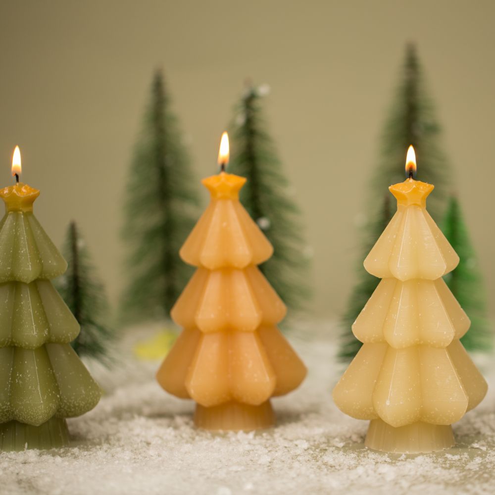 Rustik Lys Kerstboom Kaars Star – Mosgroen – 8,6 x 15 cm